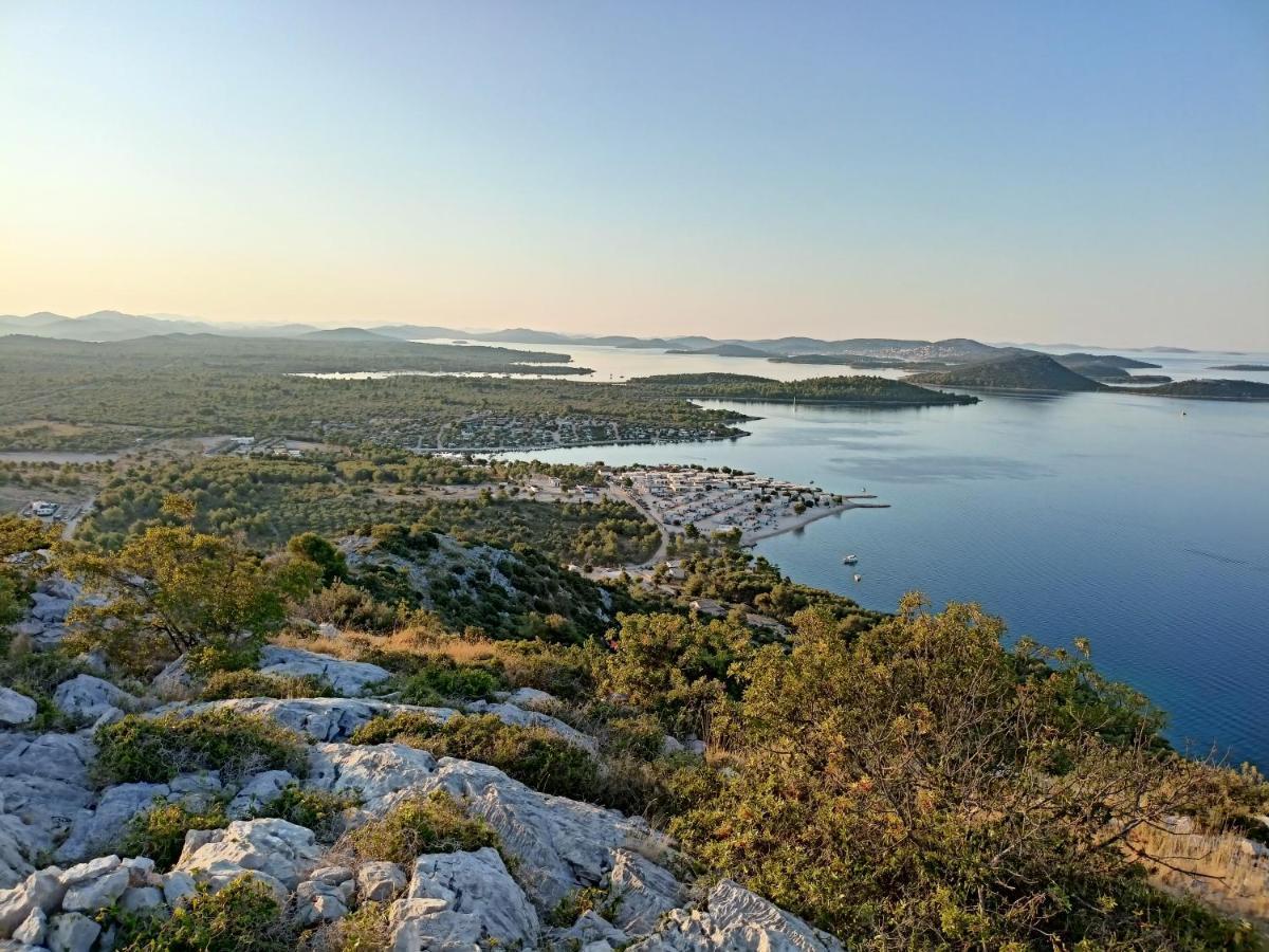 Buqez Resort, Vila 51 Drage Exteriör bild