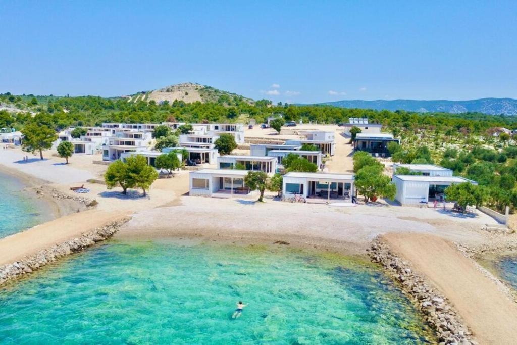 Buqez Resort, Vila 51 Drage Exteriör bild